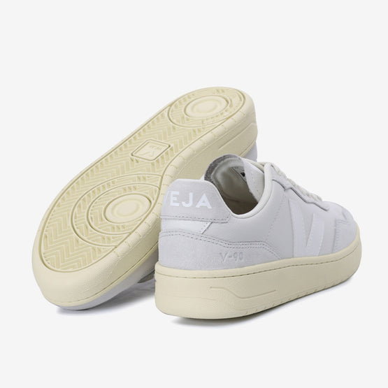 브이 나인티 (GRAVEL WHITE)