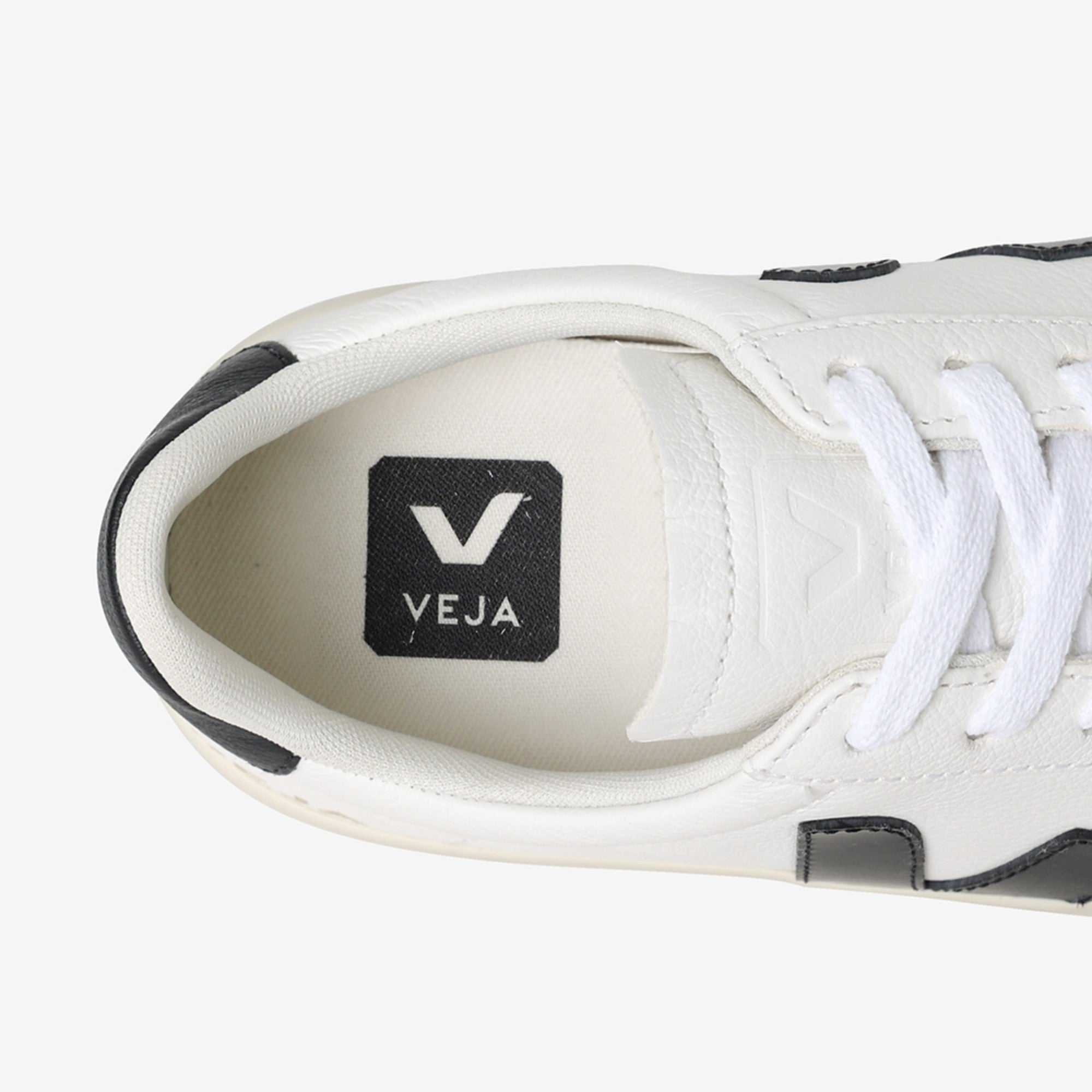 캄포 (EXTRA WHITE BLACK)