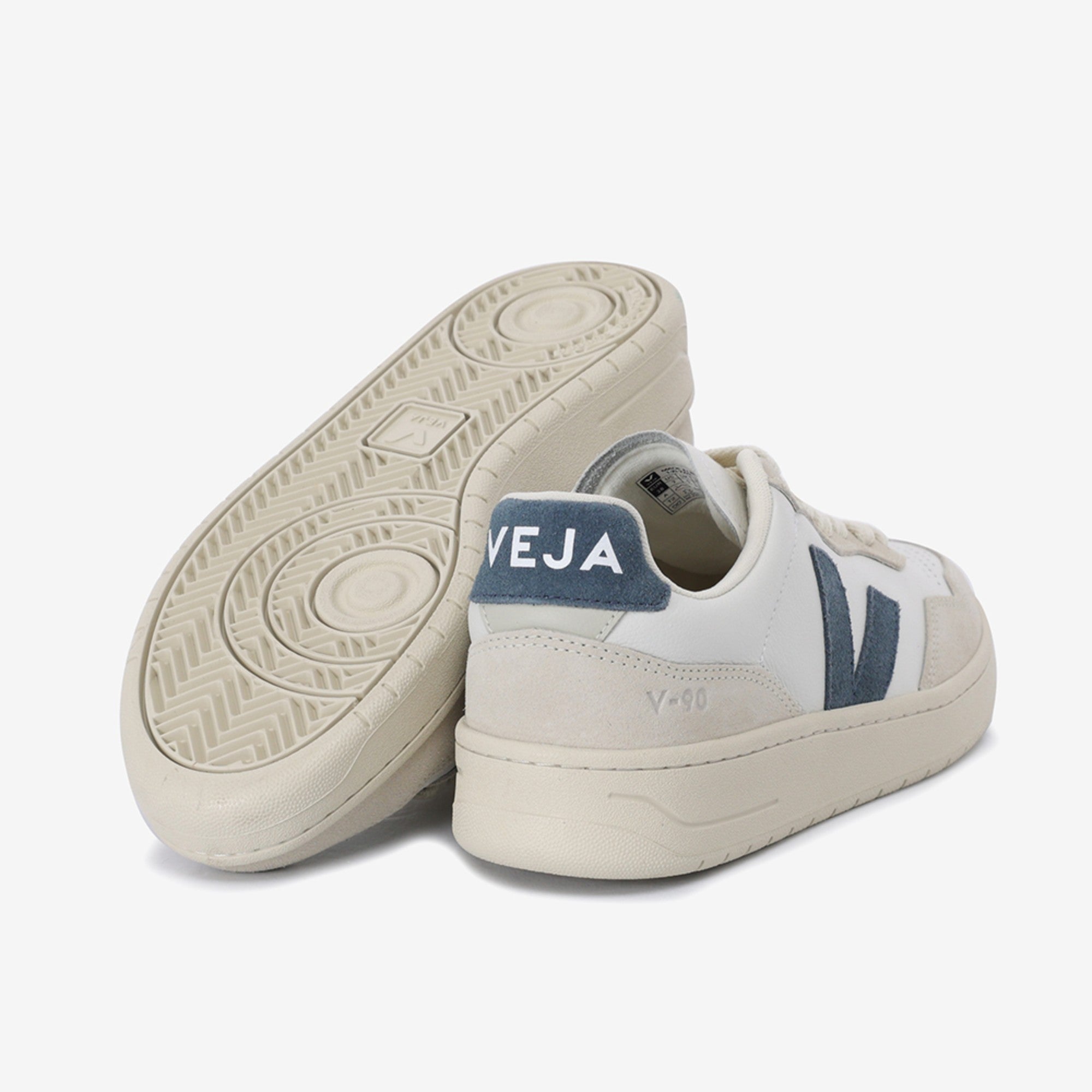 브이 나인티 (EXTRA-WHITE CALFORNIA)